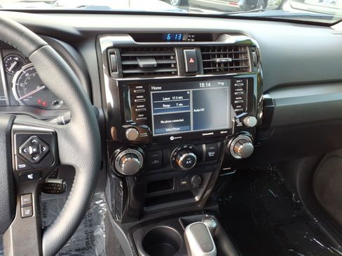 Certified 2024 Toyota 4Runner TRD Off-Road AWD/4WD image 10