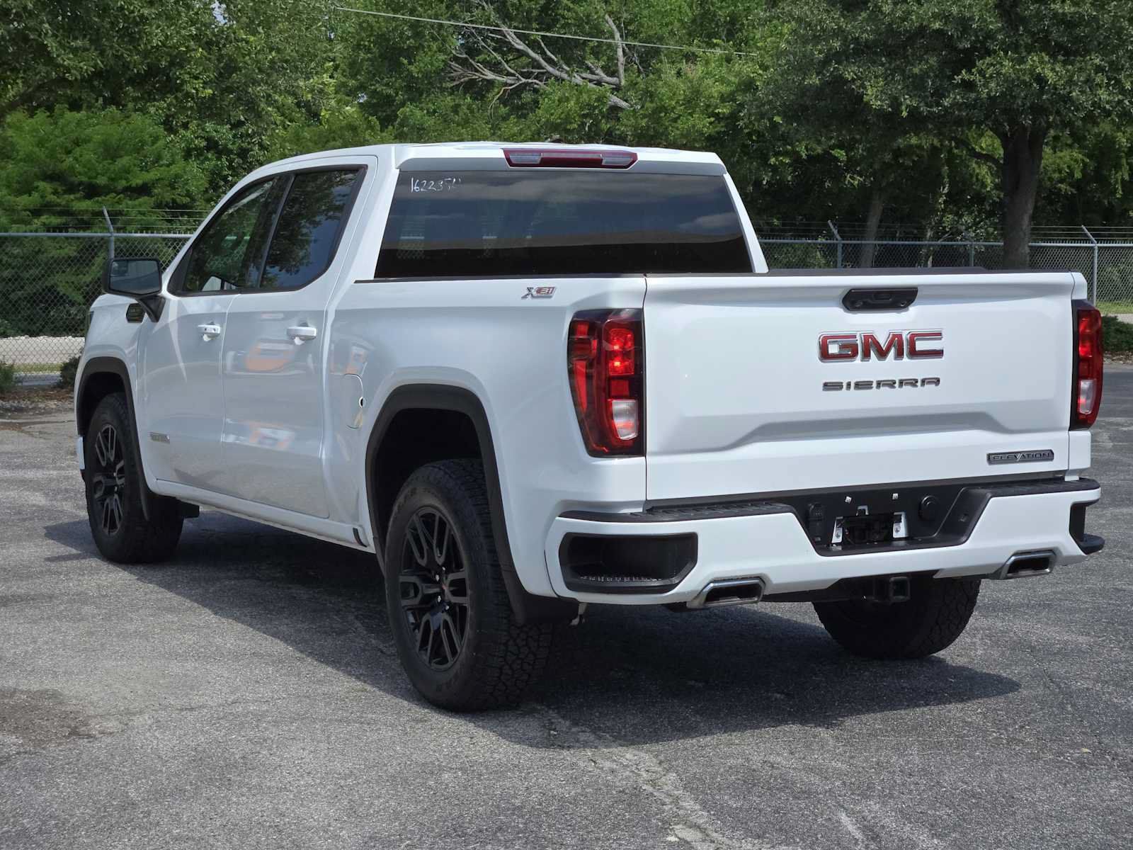 Certified 2024 GMC Sierra 1500 Elevation w/ X31 Off-Road Package AWD/4WD image 5