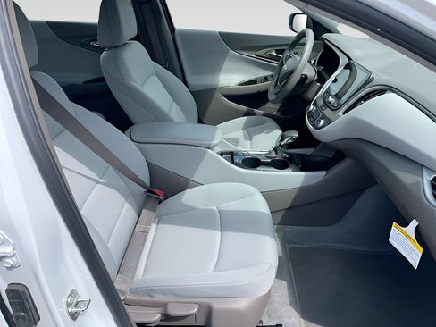Used 2024 Chevrolet Malibu LS FWD image 29