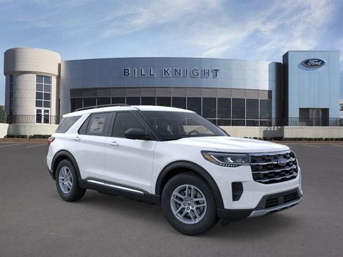 New 2025 Ford Explorer Active RWD image 24