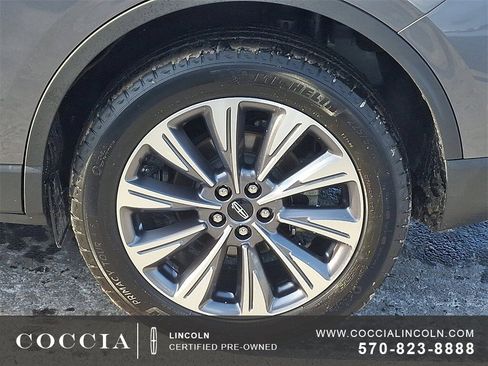 Certified 2022 Lincoln Corsair Reserve w/ Elements Package image 8