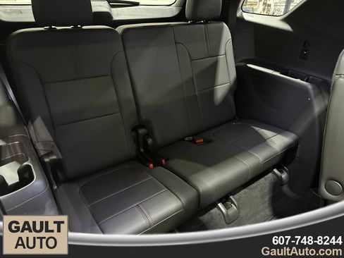 Certified 2023 Chevrolet Traverse RS AWD/4WD image 21