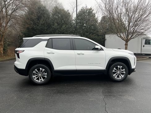 New 2026 Chevrolet Equinox LT image 10