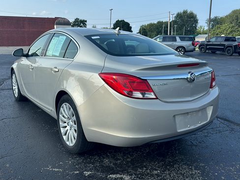 Used 2012 Buick Regal Leather FWD image 5