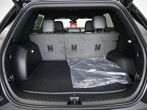 New 2026 Chevrolet Equinox LT w/ Convenience Package II image 40