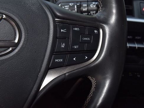 Used 2020 Lexus UX 200 w/ Premium Package FWD image 24