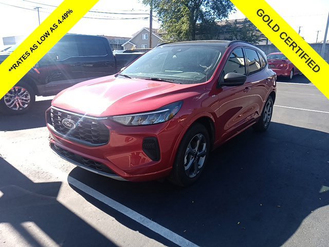 Certified 2024 Ford Escape ST-Line w/ Tech Pack #1 AWD/4WD image 3