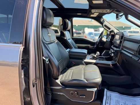 Used 2022 Ford F150 Platinum AWD/4WD image 21