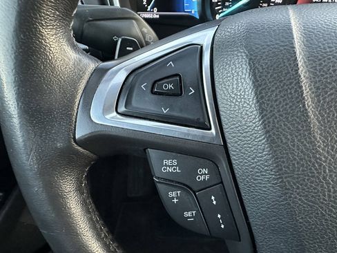 Used 2016 Ford Fusion Titanium FWD image 26