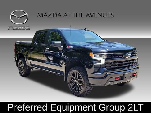 Used 2022 Chevrolet Silverado 1500 LT Trail Boss AWD/4WD image 4