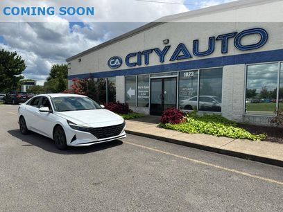 Used 2022 Hyundai Elantra SEL w/ Convenience Package