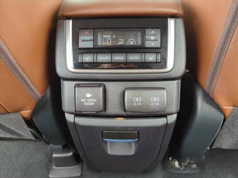 Used 2019 Subaru Ascent Touring w/ Popular Package #3 AWD/4WD image 16