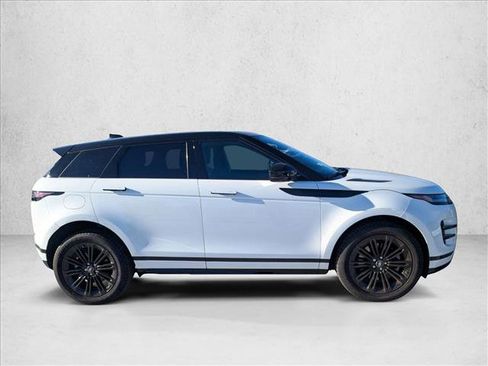 Used 2024 Land Rover Range Rover Evoque Dynamic SE image 4