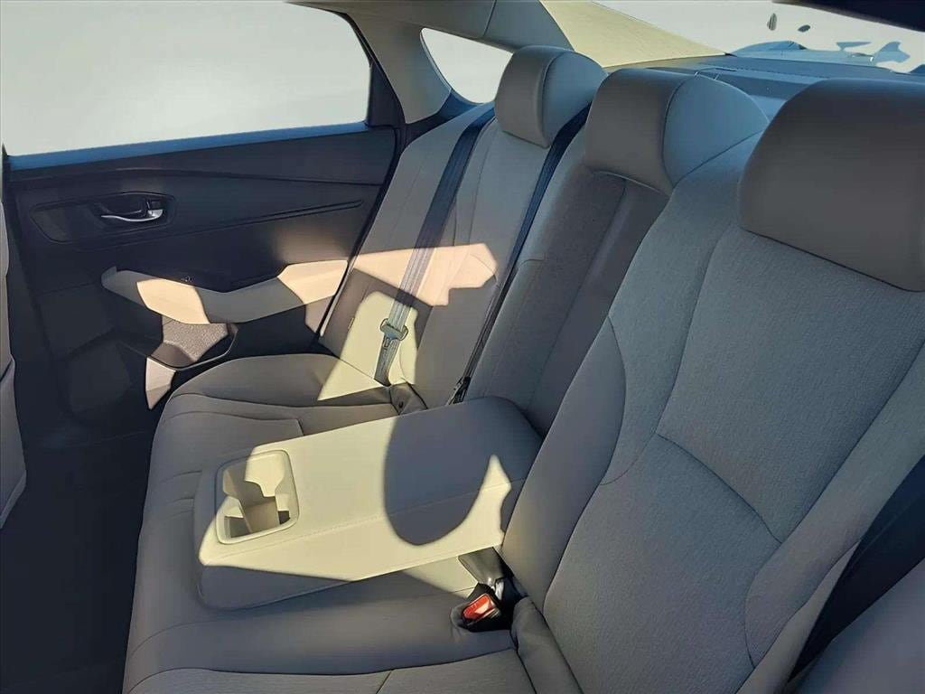 Used 2025 Honda Accord LX image 16