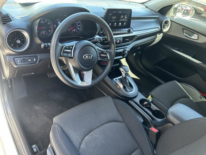 Used 2019 Kia Forte LXS FWD image 8