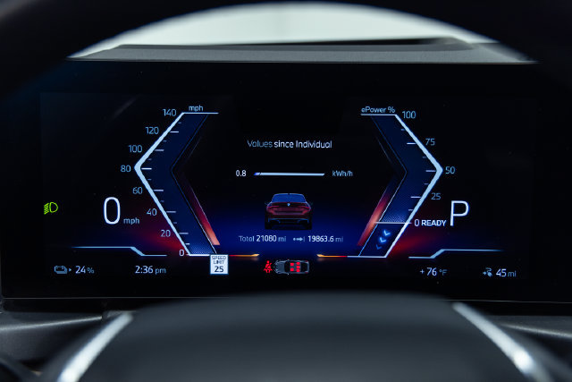 Certified 2024 BMW i4 eDrive35 w/ Premium Package RWD image 2