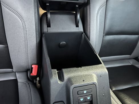 Used 2023 Ford Bronco Big Bend w/ Sasquatch Package image 25