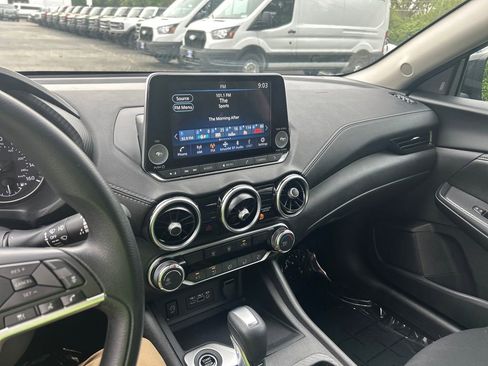 Used 2024 Nissan Sentra SV image 14