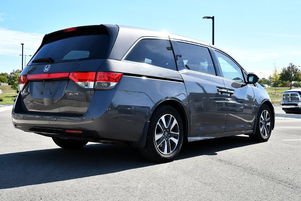 Used 2016 Honda Odyssey Touring Elite image 10