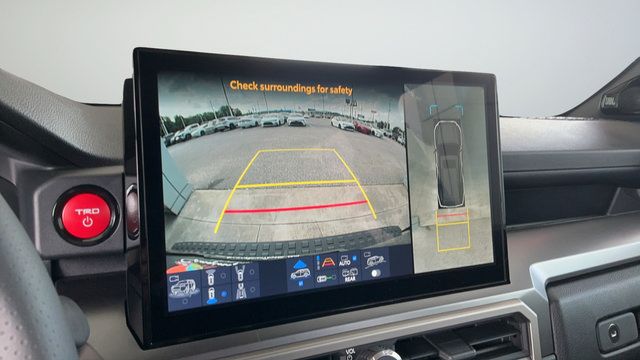 Used 2026 Toyota 4Runner TRD Off-Road Premium AWD/4WD image 15