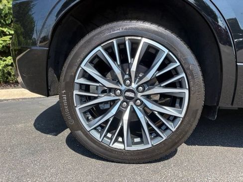 Used 2024 Cadillac XT4 Sport AWD/4WD image 15