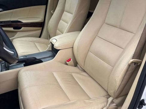 Used 2012 Honda Crosstour EX-L image 12