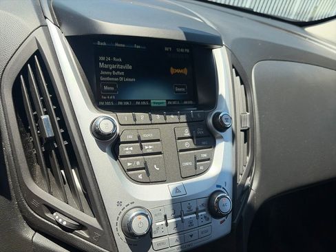 Used 2017 Chevrolet Equinox LT w/ Convenience Package FWD image 14