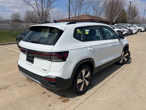 Used 2025 Volkswagen Taos S image 6