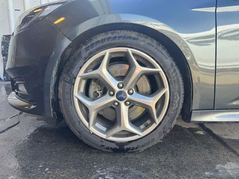 Used 2017 Ford Focus ST FWD image 20