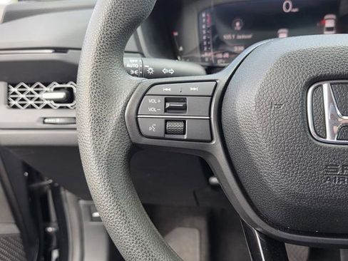 Used 2023 Honda Accord EX image 23