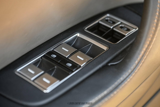 Used 2012 Bentley Flying Spur Flying Spur AWD/4WD image 34