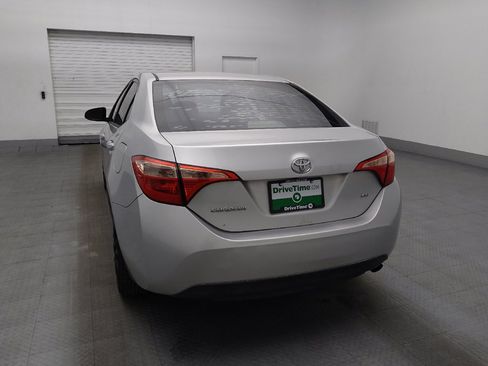 Used 2017 Toyota Corolla LE FWD image 6
