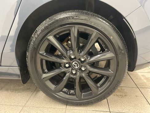 Used 2021 MAZDA MAZDA3 s image 11