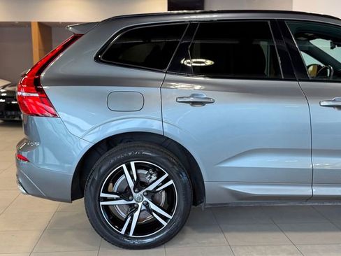 Used 2020 Volvo XC60 T8 R-Design image 17