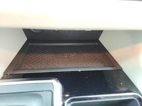 Used 2023 Nissan Pathfinder SL FWD image 30