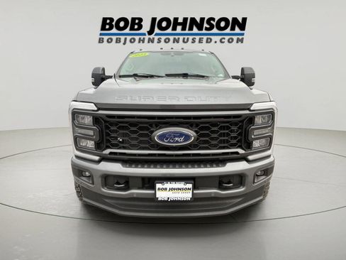 Used 2023 Ford F250 Lariat w/ Lariat Ultimate Package AWD/4WD image 8