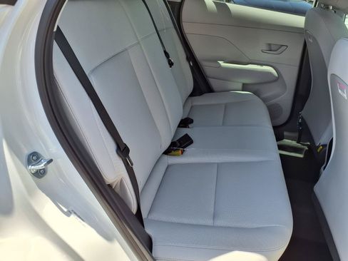 New 2026 Hyundai Kona SE FWD image 9
