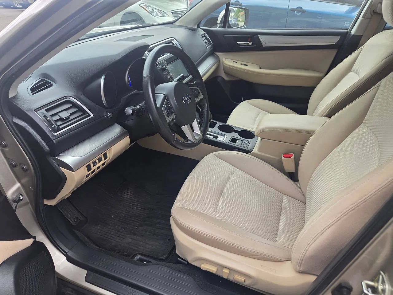 Used 2016 Subaru Outback 2.5i Premium AWD/4WD image 36