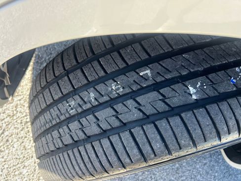 Used 2022 Maserati Levante GT image 27