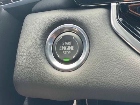 New 2026 GMC Canyon Elevation w/ Convenience Package RWD image 19