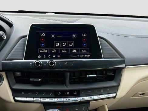 Used 2023 Cadillac CT4 Luxury w/ Cold Weather Package image 15