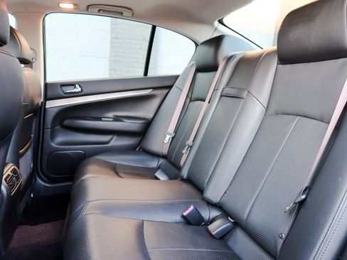 Used 2013 INFINITI G37 x Sedan w/ Premium Pkg image 20