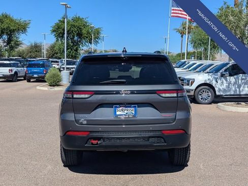 Used 2022 Jeep Grand Cherokee Trailhawk w/ ADV Protech Group II AWD/4WD image 5