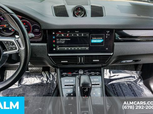 Used 2023 Porsche Cayenne AWD/4WD image 39