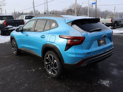 New 2026 Chevrolet Trax RS image 3