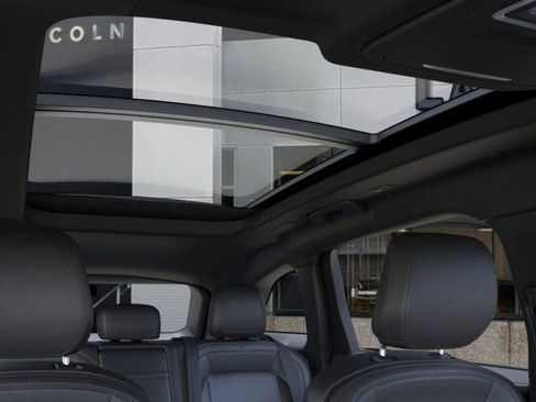 New 2025 Lincoln Nautilus Premier w/ Equipment Group 102A image 22