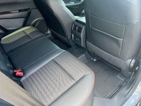 Certified 2025 Nissan Rogue SV AWD/4WD image 13