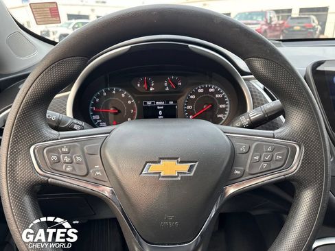 Used 2024 Chevrolet Malibu LT FWD image 25