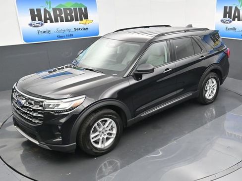 New 2025 Ford Explorer Active w/ Active Comfort Package image 25