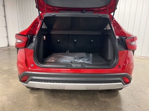 New 2026 Chevrolet Trax LT image 6